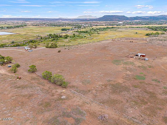5th image of N Becker Lake Rd