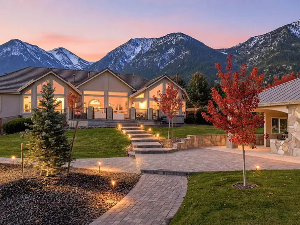 285 Sierra Country Cir, Gardnerville, NV 89460