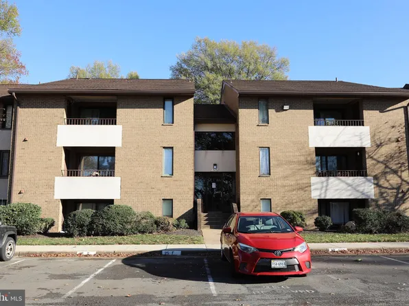 525 Florida Ave APT 103, Herndon, VA 20170