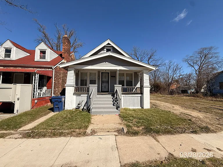 1311 E Nevada St — Photo 3