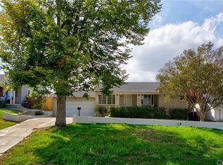 869 Valencia Dr, Colton, CA 92324