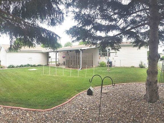 4th image of 8685 Dutch Elm Ct