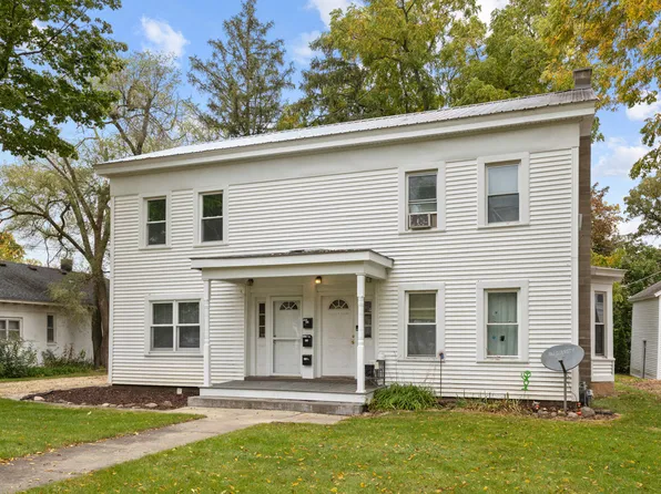 322/324 W Washington Str W Washington St, Marengo, IL 60152