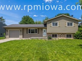 631 Crystal St, Ames, IA 50010