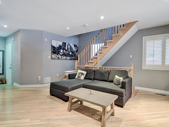 5th image of 353 Sparrow Cir