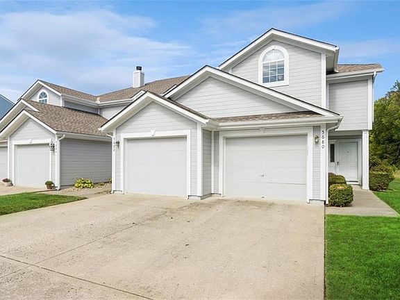 3rd image of 5680 NW Plantation Ln