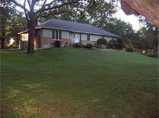 18585 S 1425 Rd, Nevada, MO 64772