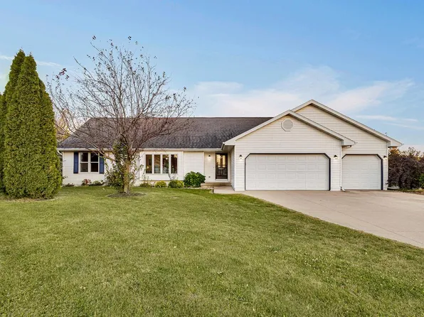 W4688 Parkway COURT, Sherwood, WI 54169