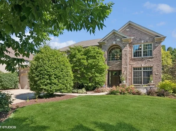 5716 Rosinweed Ln, Naperville, IL 60564