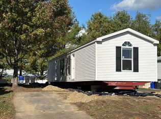 123 McQuillan Dr, Milford, CT 06460