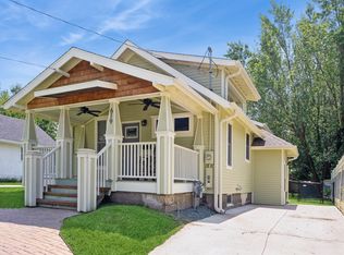 619 S 4th Ave W, Newton, IA 50208