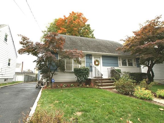 2nd image of 5 Marion Ct