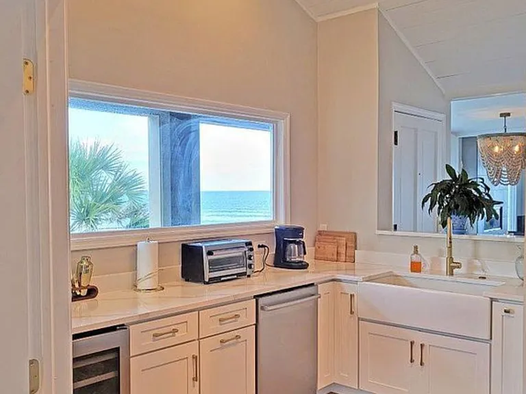 132 Sea Hammock Way — Photo 2