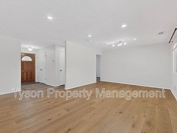 3rd image of 8301 Cherry Hills Dr NE