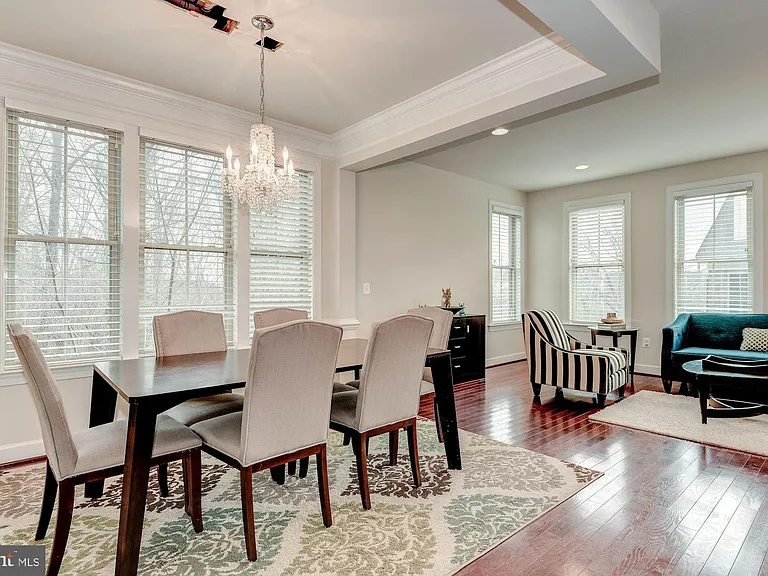 3309 Kemper Rd — Photo 13