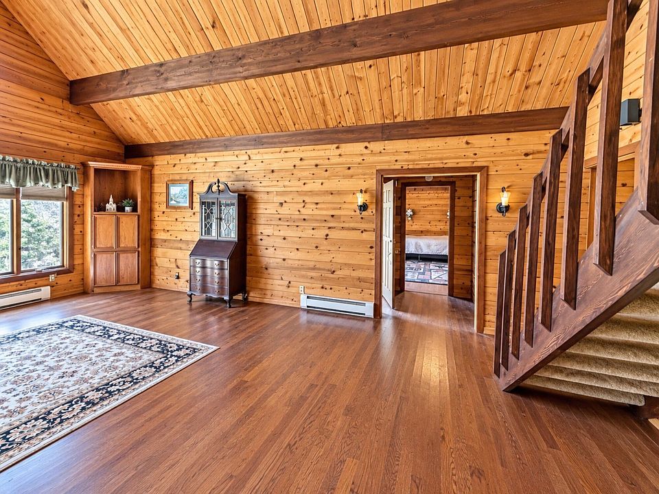 10th image of 6545 Roundhill Ct