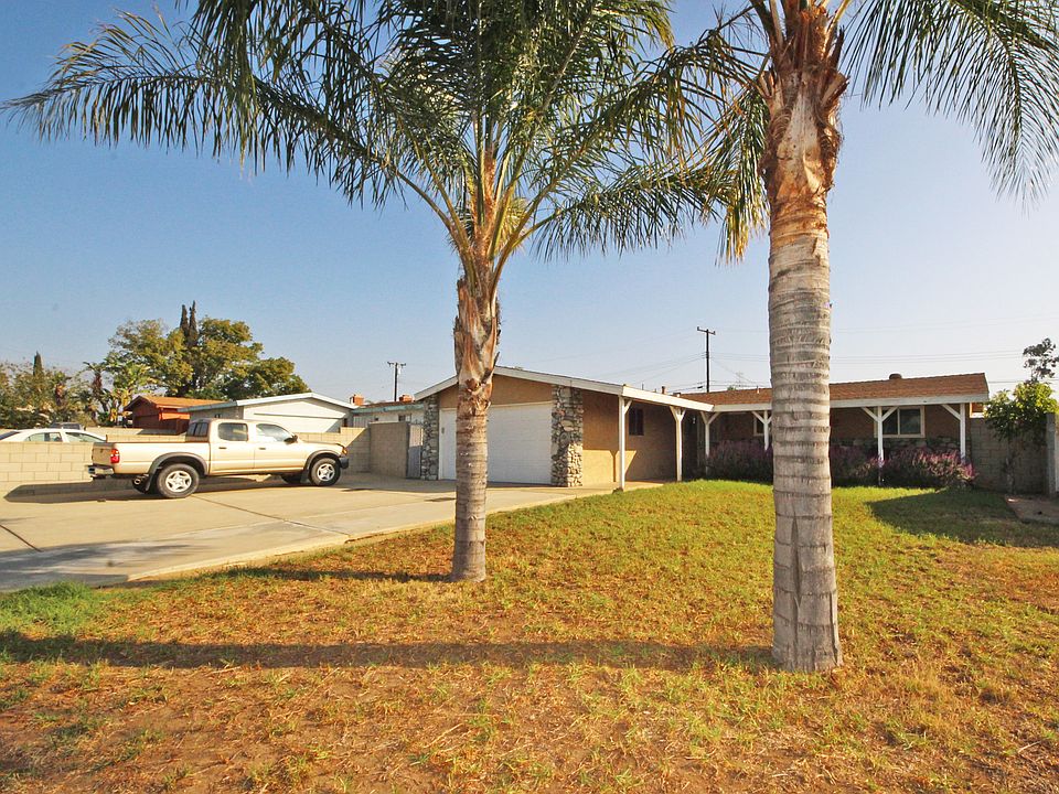 1st image of 8209 Morton Ave