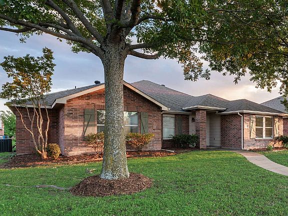 4th image of 2714 Sutters Mill Way