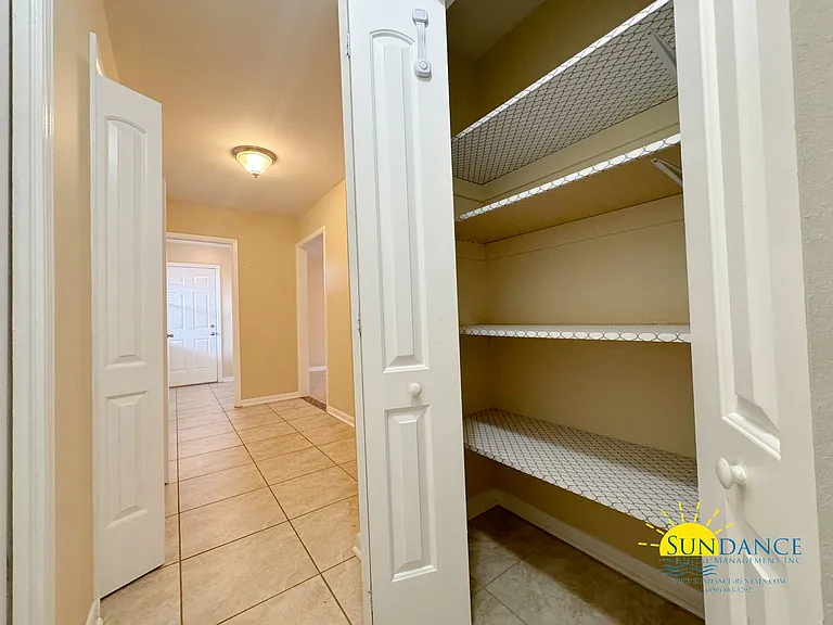 321 Biscayne Ln — Photo 16