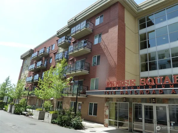 1015 railroad Avenue #501, Bellingham, WA 98225