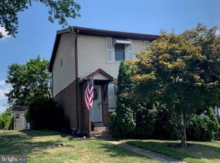 108 Hanover St, Middletown, PA 17057