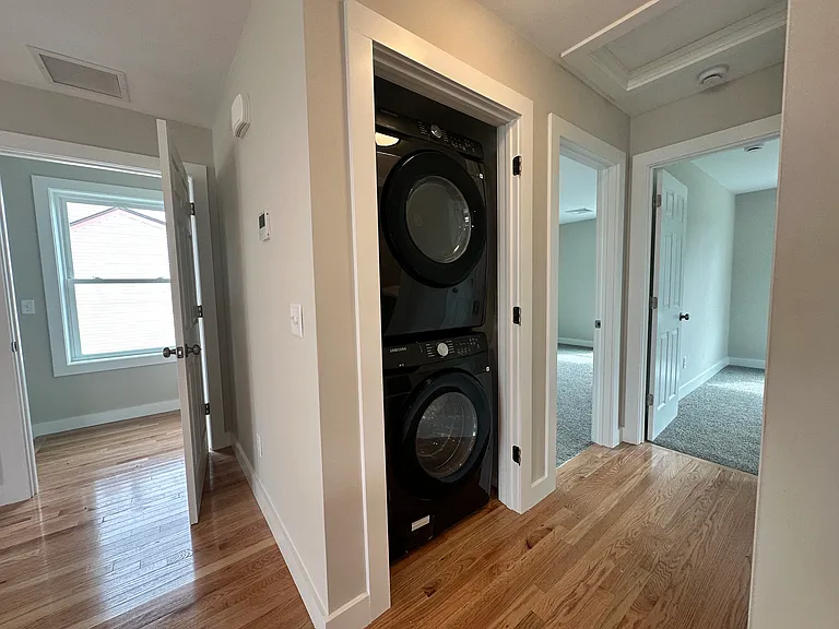 7 Blossom St #7B — Photo 10