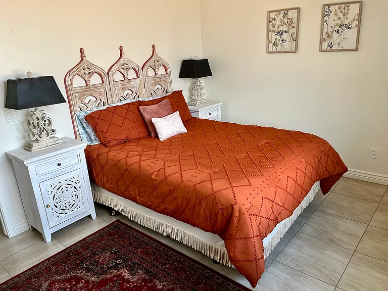 2246 Calle Palo Parado — Photo 14