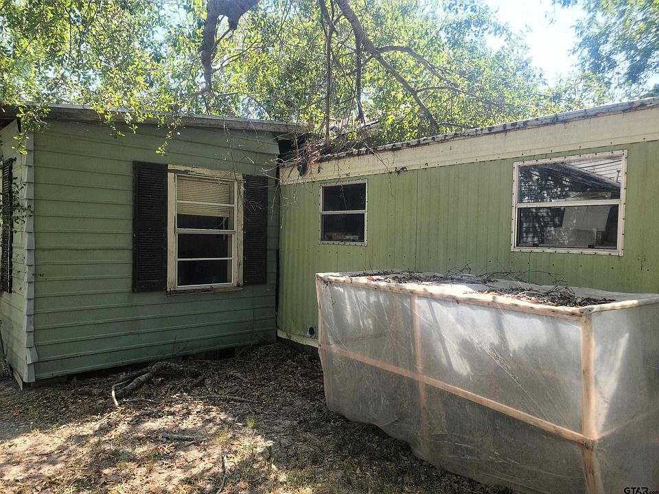 2nd image of 413 Highland Dr