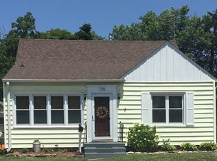 725 Lucas Ave, Chariton, IA 50049