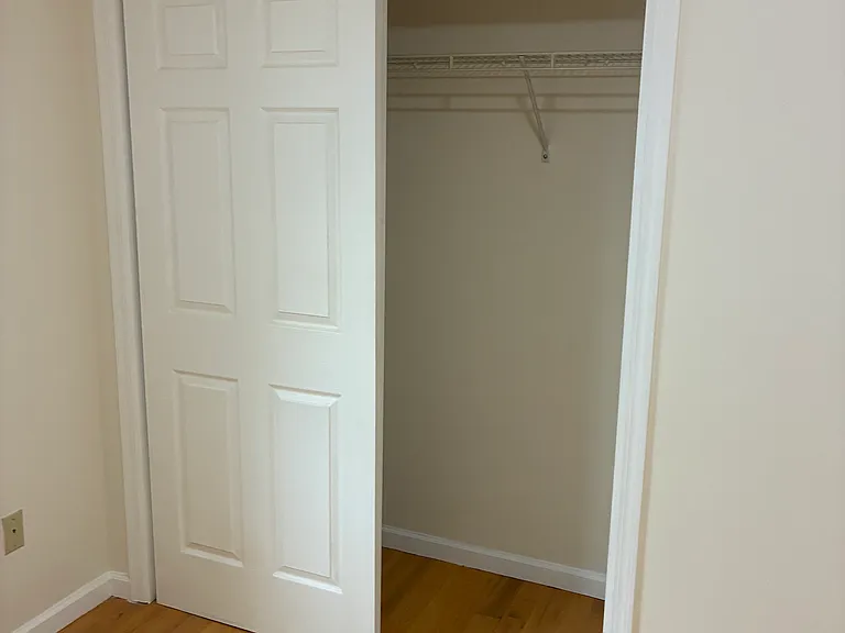 116 Oak St #2 — Photo 15