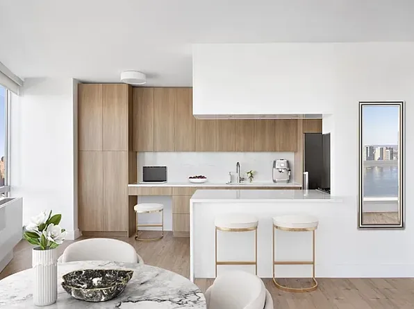 41 River Ter APT 4002, New York, NY 10282