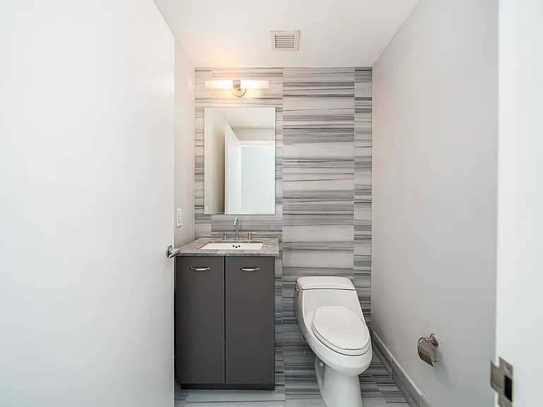 2 2nd St #804 — Photo 9