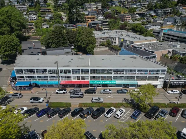 14881 Marine Dr #201, White Rock, BC V4B 1C2