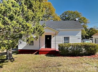 404 E Mills Ave, Mooresville, NC 28115