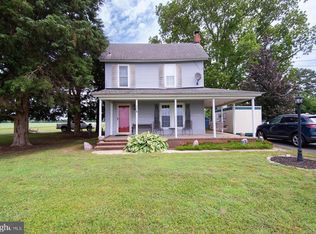 525 Academy St, Hurlock, MD 21643