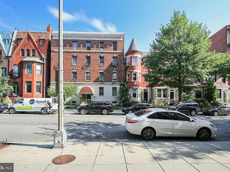 1718 P St NW #617 — Photo 34