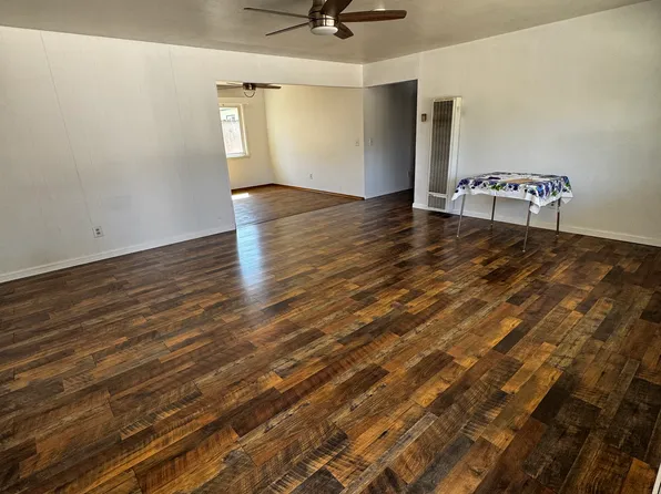 307 Old County Rd, Templeton, CA 93465