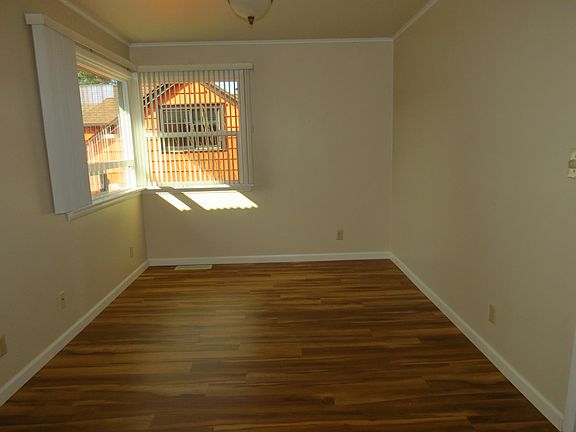 4th image of 1608 Jefferson St SE