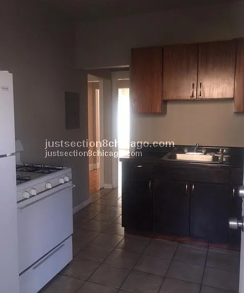820 E Marquette Rd #1 — Photo 1