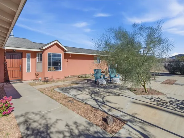 5713 W Crystal Dr, Golden Valley, AZ 86413