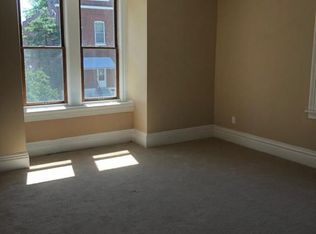 4221 Iowa Ave, Saint Louis, MO 63111