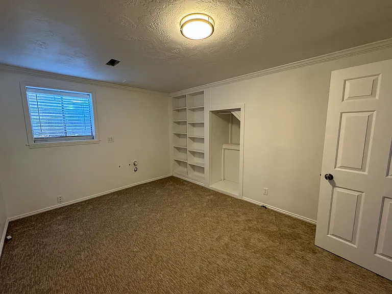 731 Raygene Way — Photo 18