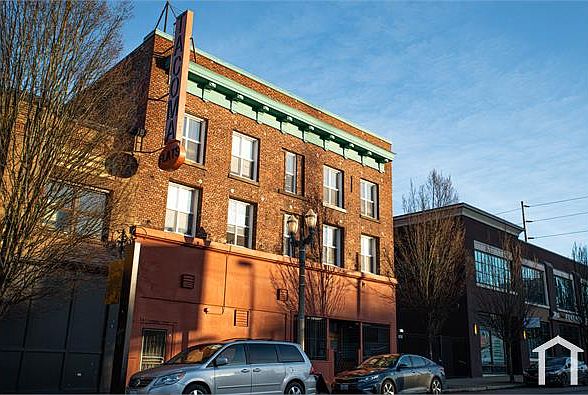 1st image of 2405 Pacific Ave