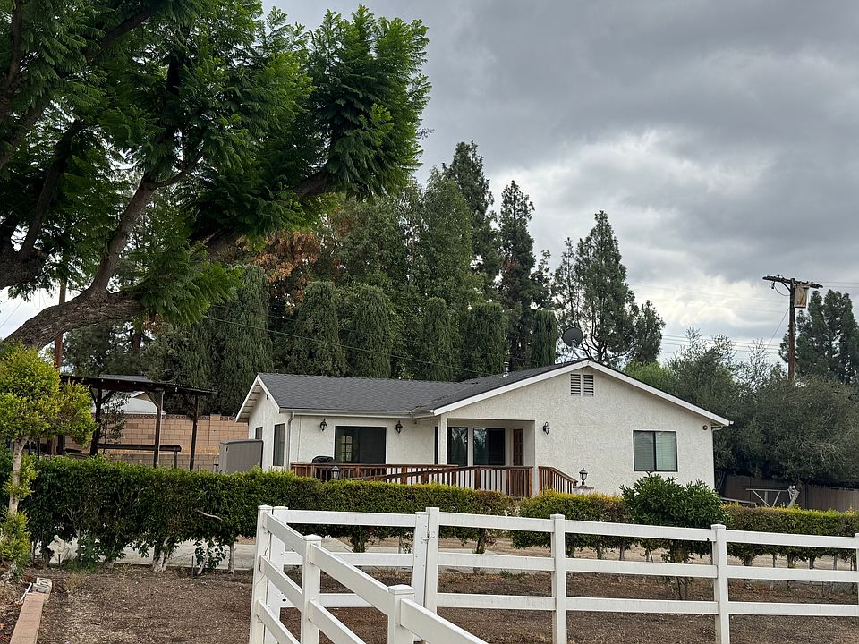 1st image of 11370 Brainard Ave