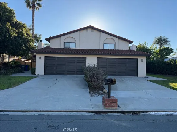 6733 Corintia St, Carlsbad, CA 92009