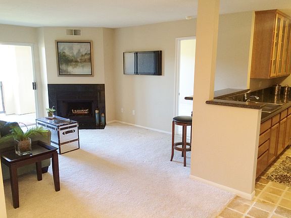 5th image of 7150 Shoreline Dr #3204