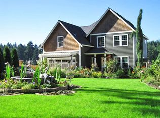 1460 NW Coastal Ct, Bremerton, WA 98312