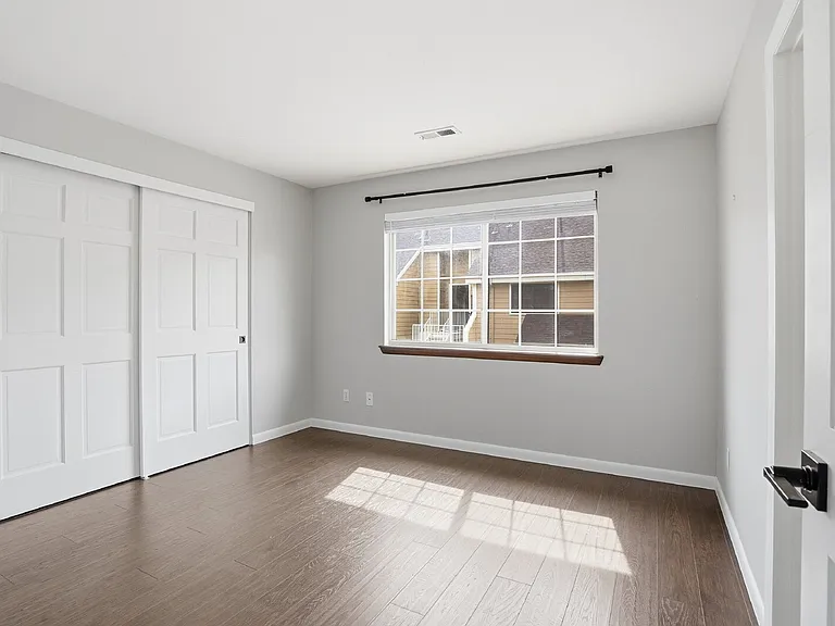5916 Gunbarrel Ave #F — Photo 14