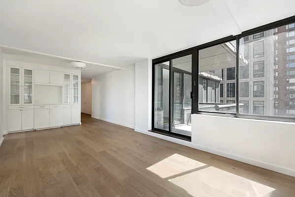 Rented by Compass | media 11