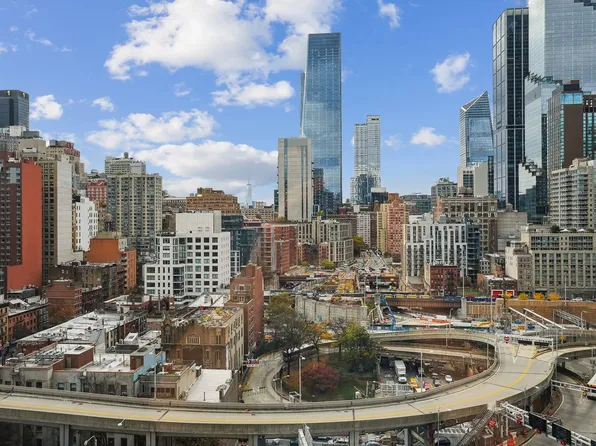 420 West 42nd Street image 15 of 26